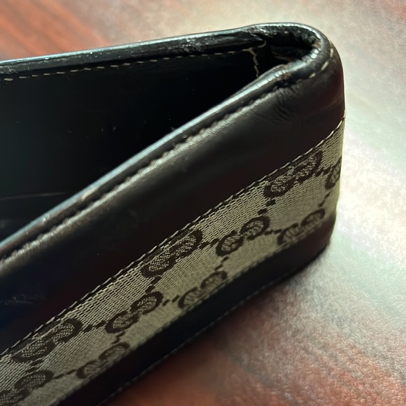 Authentic GUCCI - Picture 9 of 13